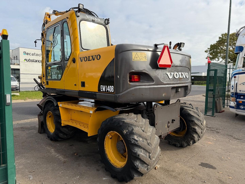 Колёсный экскаватор Volvo EW 140 B *FULL HYDR* - BLADE - 10.485h - TILT BUCKET -  CE - NL MACHINE - GOOD CONDITION: фото 19