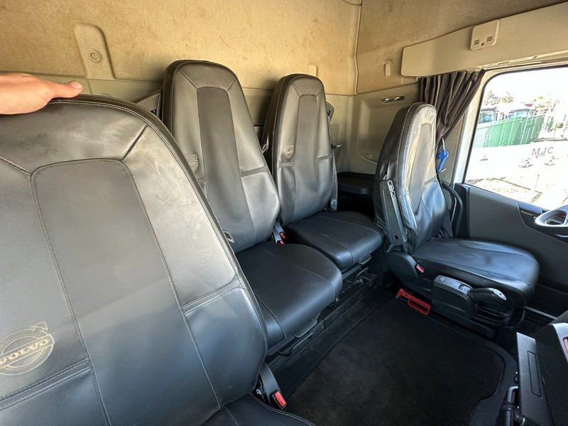 Автоманипулятор Volvo FH 420 8x4 TRIDEM + KRAAN HIAB 408 E-8 HIPRO + WINCH - 63.000km ONLY - CREWCAB 4 SEATER - PLATFORM 7m - TOP CONDITION: фото 14