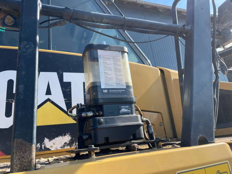 Сочленённый самосвал Cat 740B: фото 10