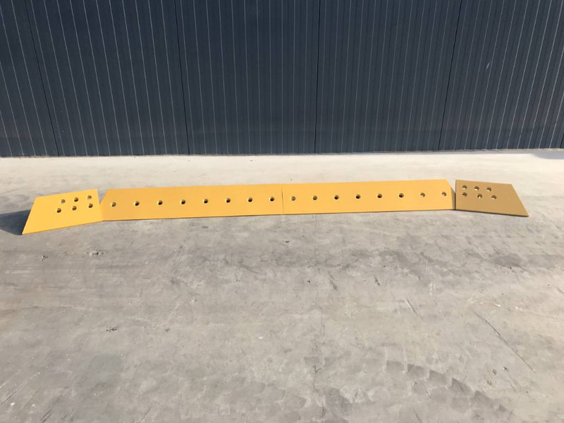 Cat D6T - Навесное оборудование для Строительной техники: фото 1 Cat D6T - Навесное оборудование для Строительной техники: фото 1