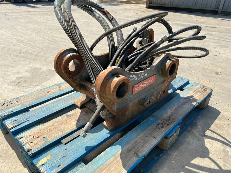 OilQuick OQ60 - 311F / 313F / 315F - Сцепное устройство для Строительной техники: фото 5 OilQuick OQ60 - 311F / 313F / 315F - Сцепное устройство для Строительной техники: фото 5