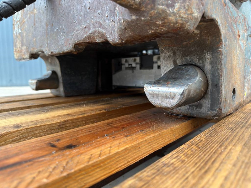 Сцепное устройство для Строительной техники OilQuick OQ70/55 - 329E / 330F: фото 10