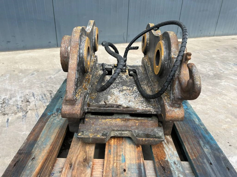 SMP S70 - 320D - Сцепное устройство для Строительной техники: фото 2 SMP S70 - 320D - Сцепное устройство для Строительной техники: фото 2