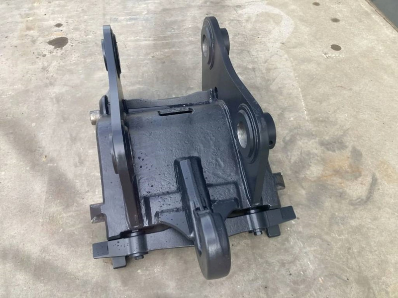 Smitma CW40 - EC220 - Сцепное устройство для Строительной техники: фото 5 Smitma CW40 - EC220 - Сцепное устройство для Строительной техники: фото 5