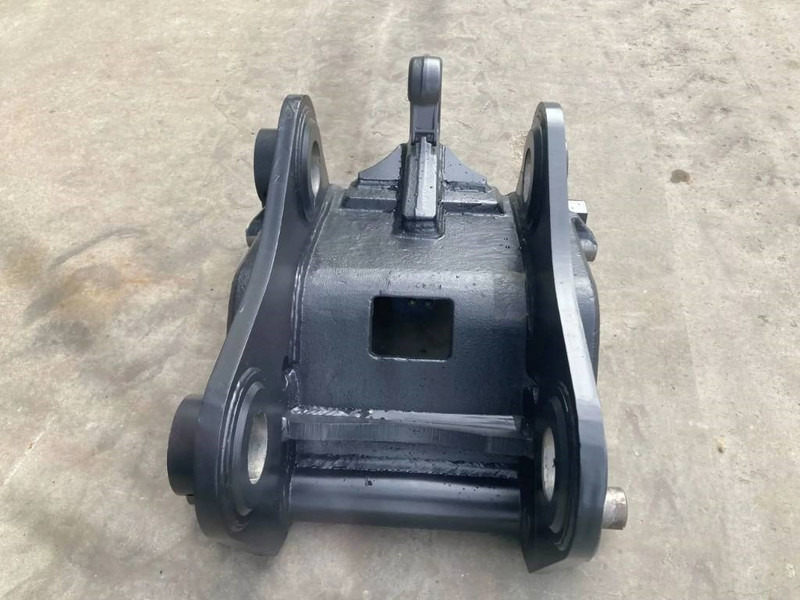 Smitma CW40 - EC220 - Сцепное устройство для Строительной техники: фото 4 Smitma CW40 - EC220 - Сцепное устройство для Строительной техники: фото 4