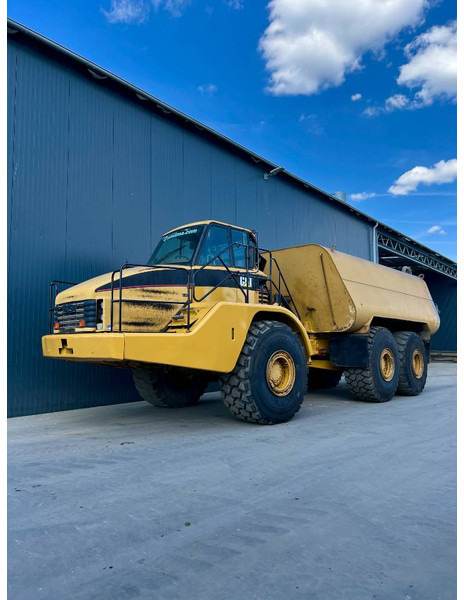 Cat 740 Water Truck - Строительная техника: фото 1 Cat 740 Water Truck - Строительная техника: фото 1