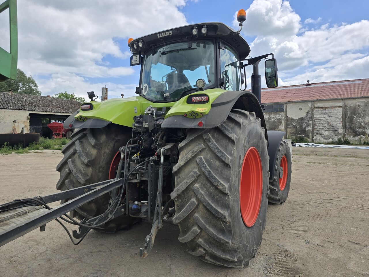 CLAAS AXION 870 - Трактор: фото 5 CLAAS AXION 870 - Трактор: фото 5