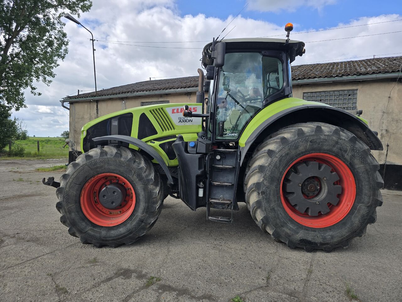 CLAAS AXION 930 - Трактор: фото 3 CLAAS AXION 930 - Трактор: фото 3