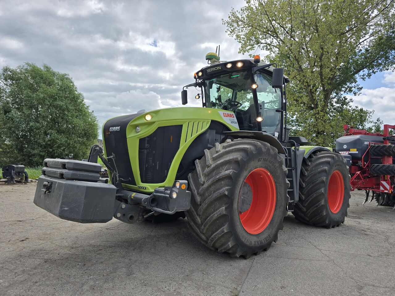 CLAAS XERION 5000 TRAC VC - Трактор: фото 4 CLAAS XERION 5000 TRAC VC - Трактор: фото 4