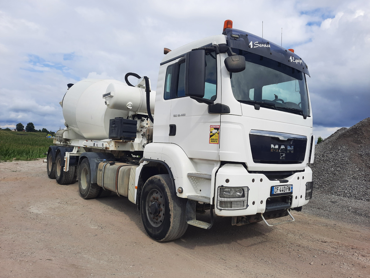 LIEBHERR 10 m3 - Полуприцеп бетоносмеситель: фото 3 LIEBHERR 10 m3 - Полуприцеп бетоносмеситель: фото 3