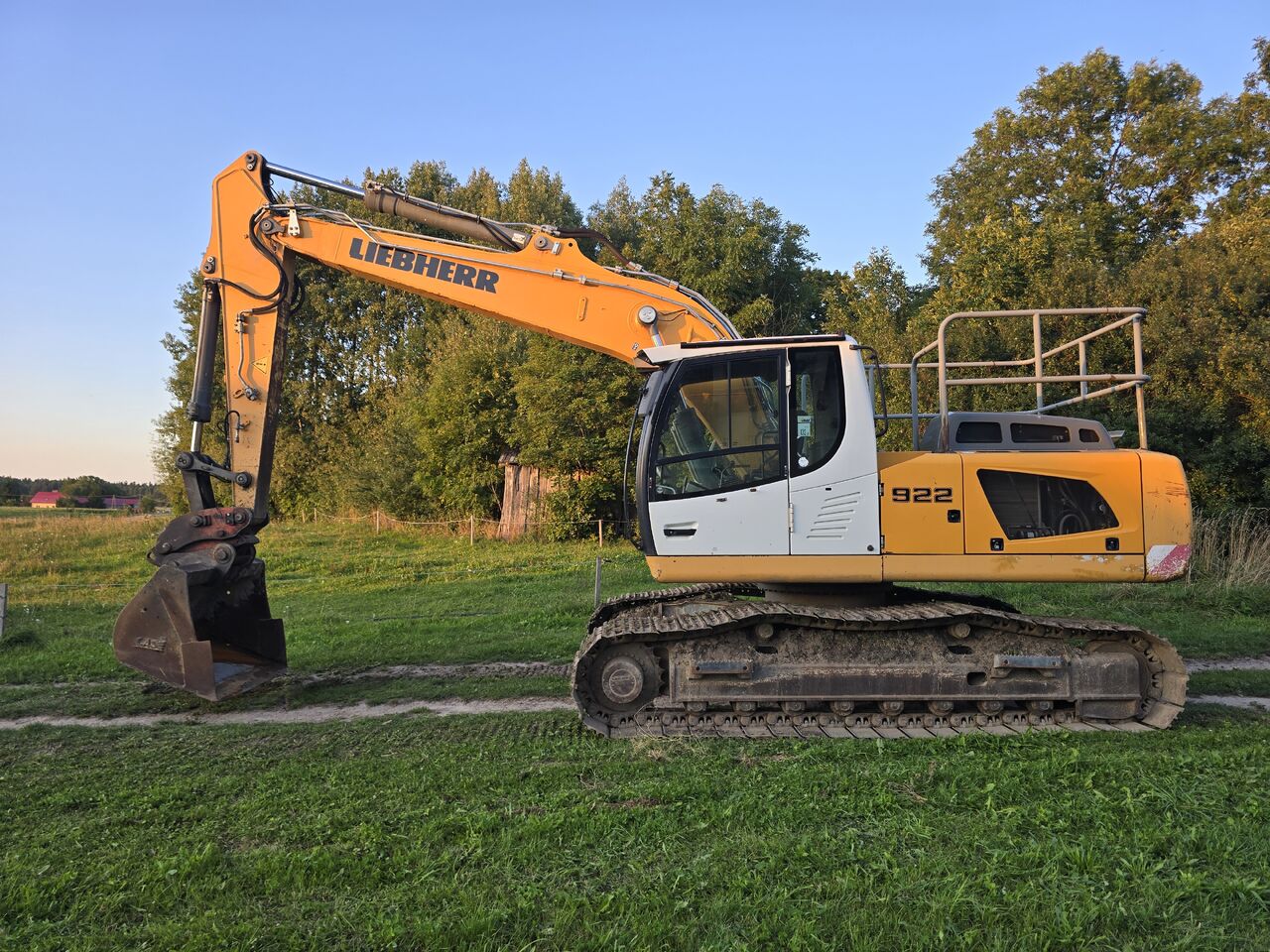 LIEBHERR R 922 LC - Гусеничный экскаватор: фото 4 LIEBHERR R 922 LC - Гусеничный экскаватор: фото 4