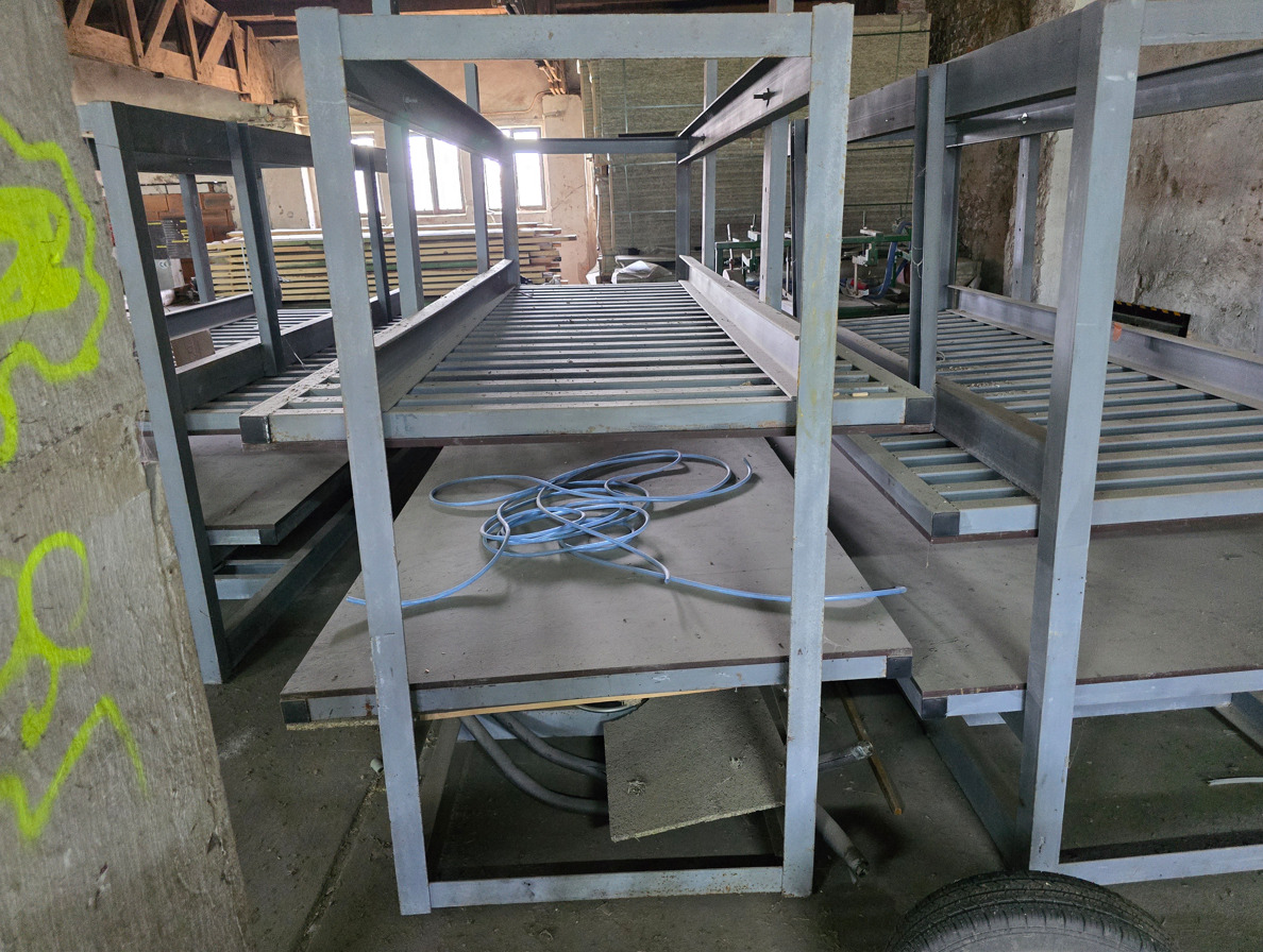 Prasa stół do klejenia płyt, drewna pneumatyczna regulowana 3 m - Деревообрабатывающий станок: фото 2 Prasa stół do klejenia płyt, drewna pneumatyczna regulowana 3 m - Деревообрабатывающий станок: фото 2