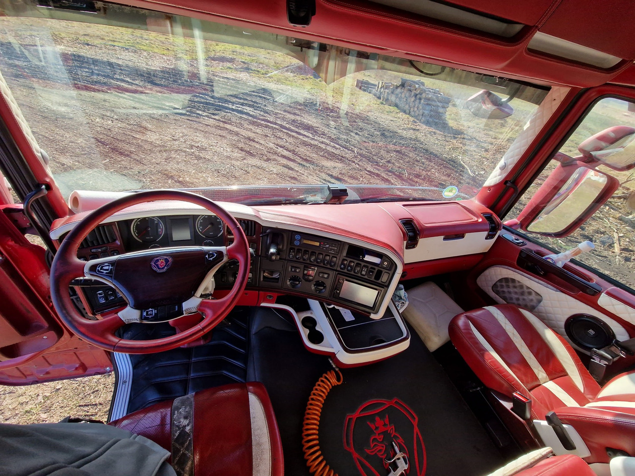 Scania R560 - Лесовоз, Автоманипулятор: фото 3 Scania R560 - Лесовоз, Автоманипулятор: фото 3