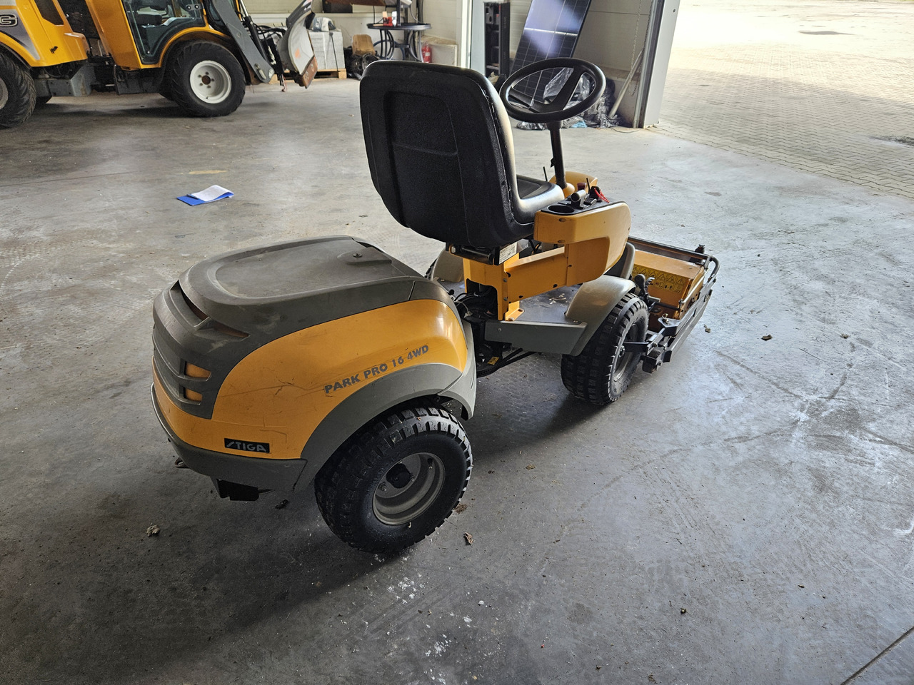 Stiga Park Pro 16 4WD - Газонокосилка: фото 5 Stiga Park Pro 16 4WD - Газонокосилка: фото 5