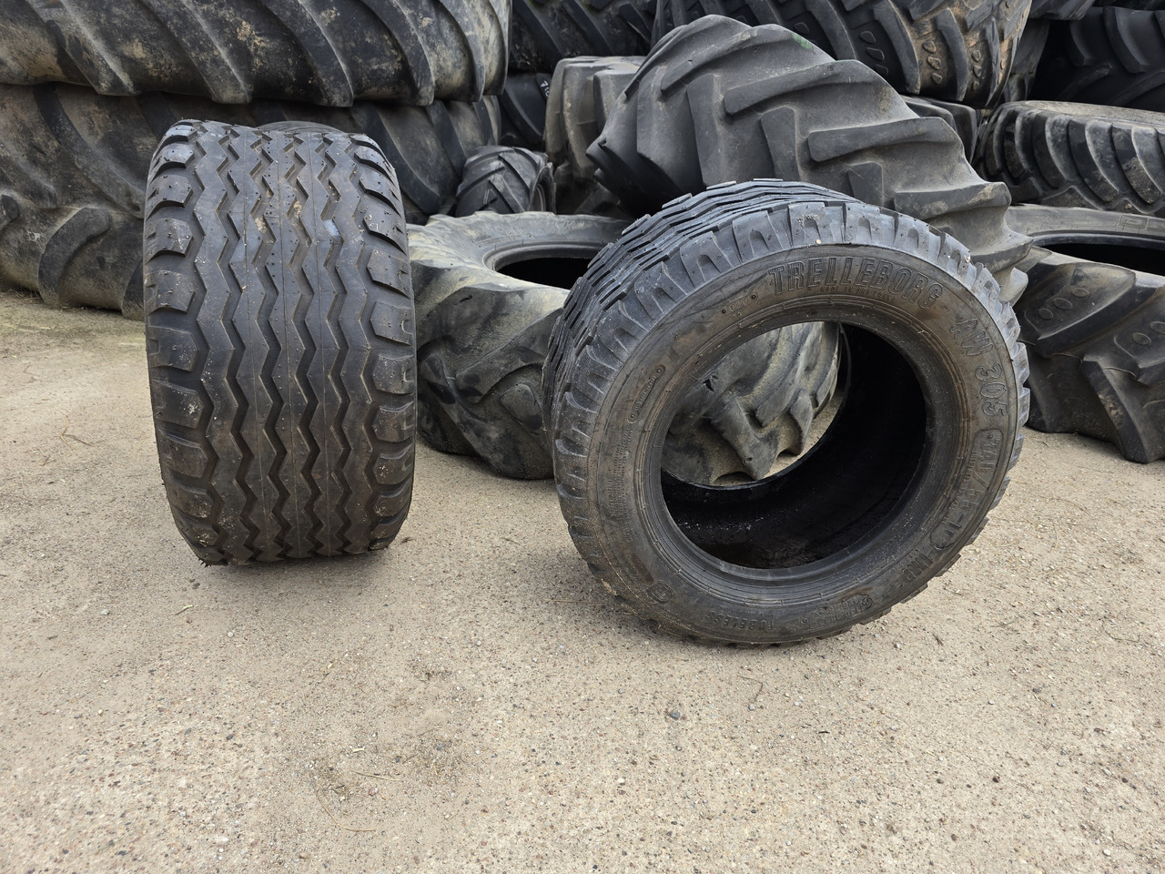 TRELLEBORG 340/55-16 - Шина для Строительной техники: фото 1 TRELLEBORG 340/55-16 - Шина для Строительной техники: фото 1