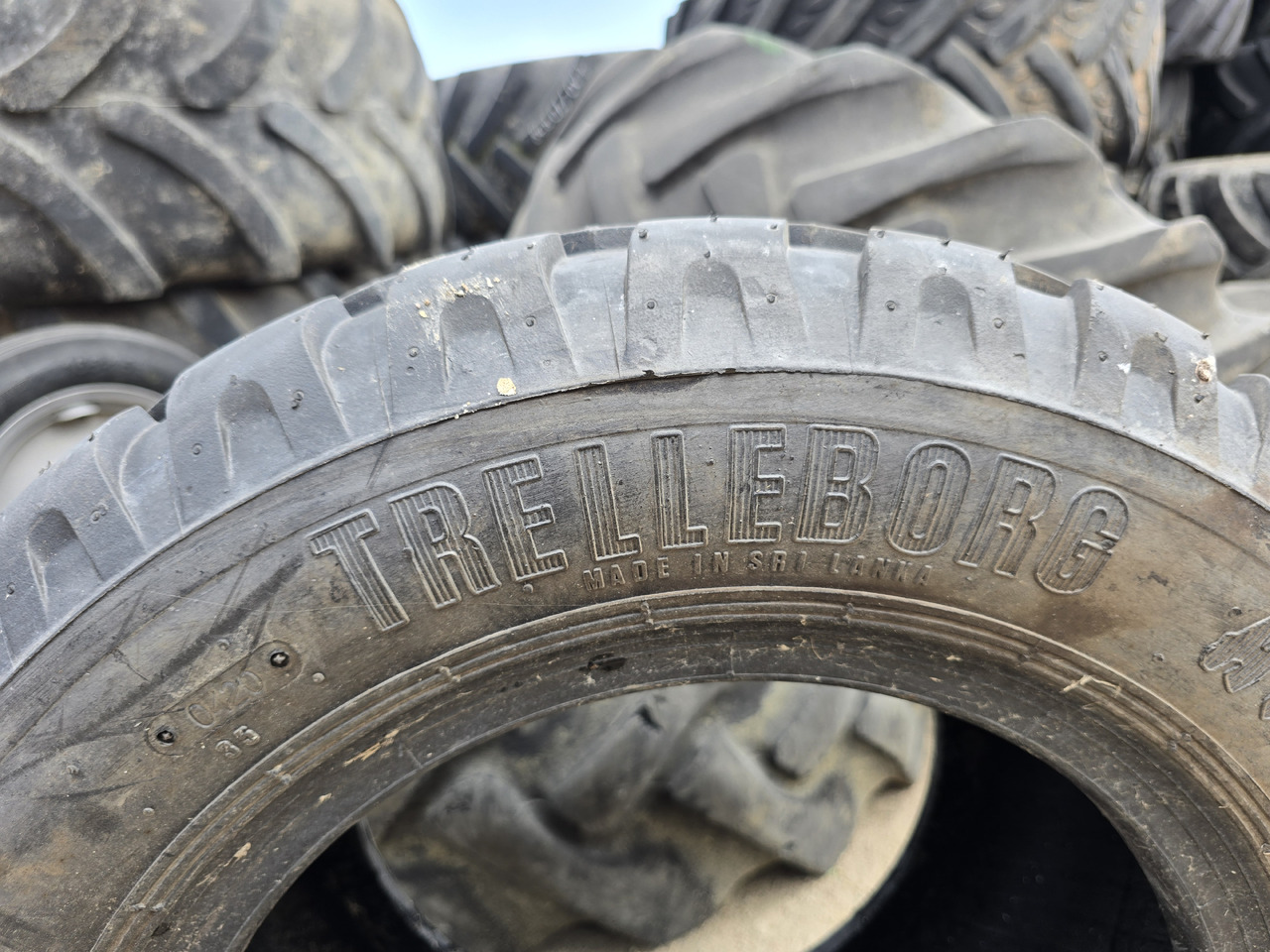 TRELLEBORG 340/55-16 - Шина для Строительной техники: фото 5 TRELLEBORG 340/55-16 - Шина для Строительной техники: фото 5