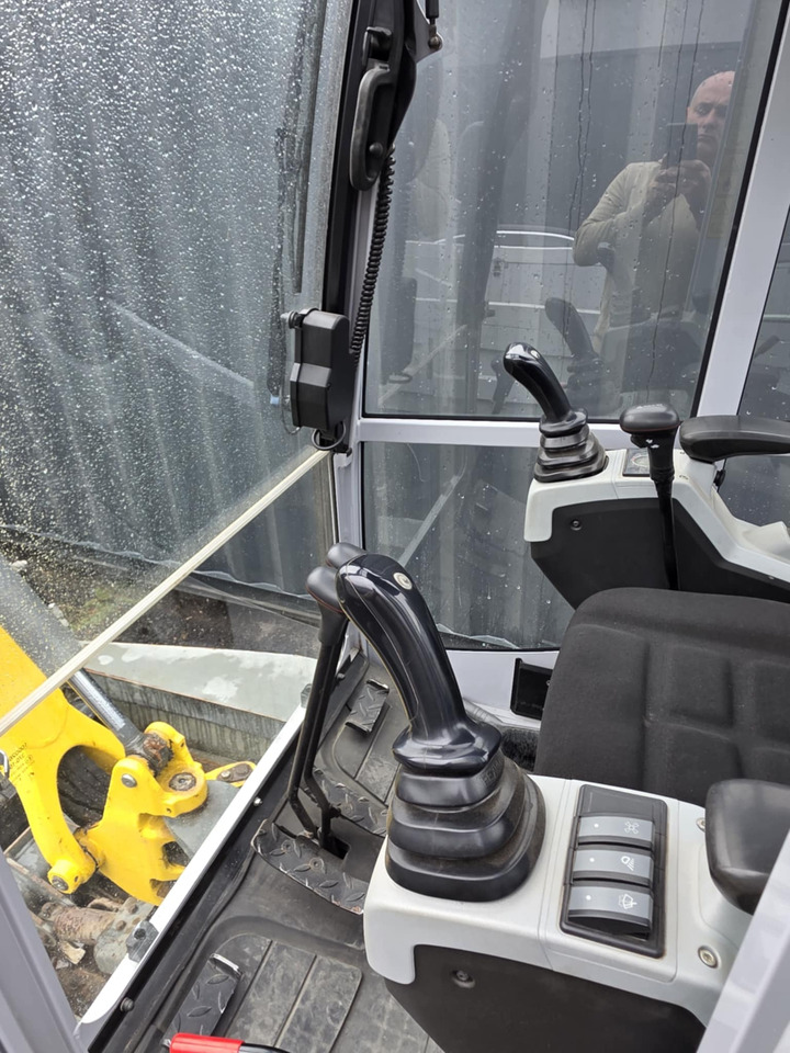 Wacker Neuson ET16 - Мини-экскаватор: фото 4 Wacker Neuson ET16 - Мини-экскаватор: фото 4