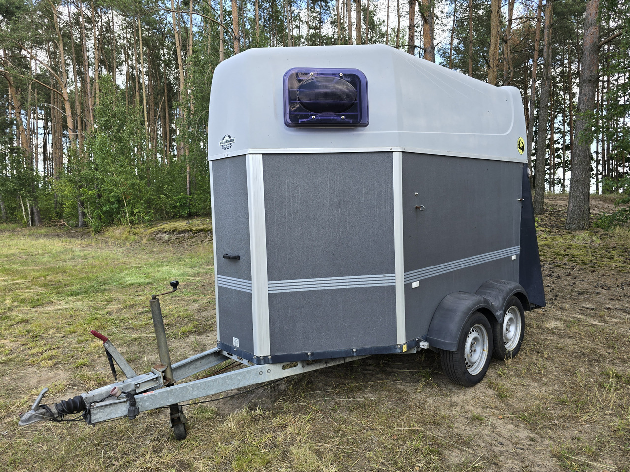 Humbaur HP2006 2ES - Прицеп для перевозки животных: фото 3 Humbaur HP2006 2ES - Прицеп для перевозки животных: фото 3