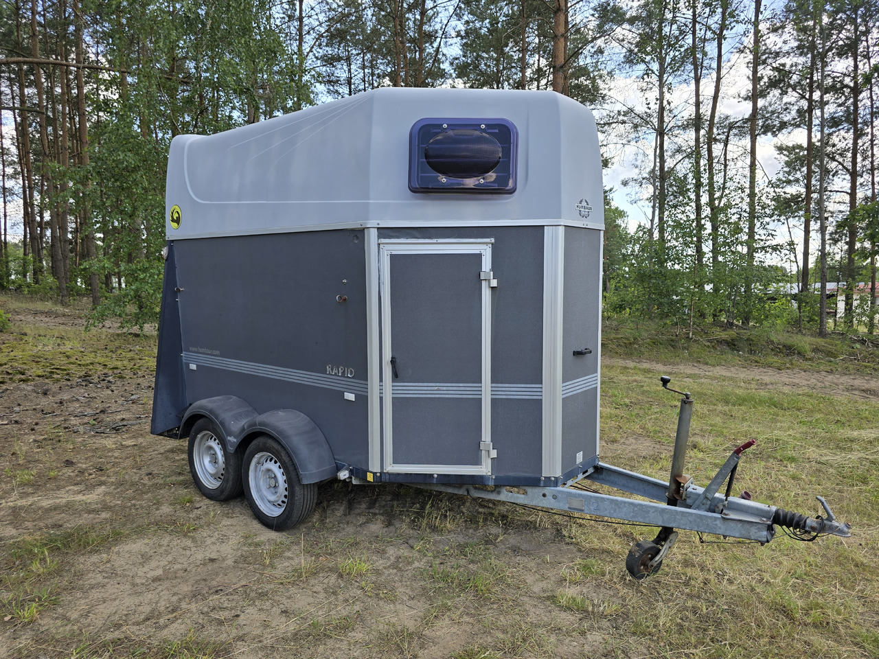 Humbaur HP2006 2ES - Прицеп для перевозки животных: фото 1 Humbaur HP2006 2ES - Прицеп для перевозки животных: фото 1