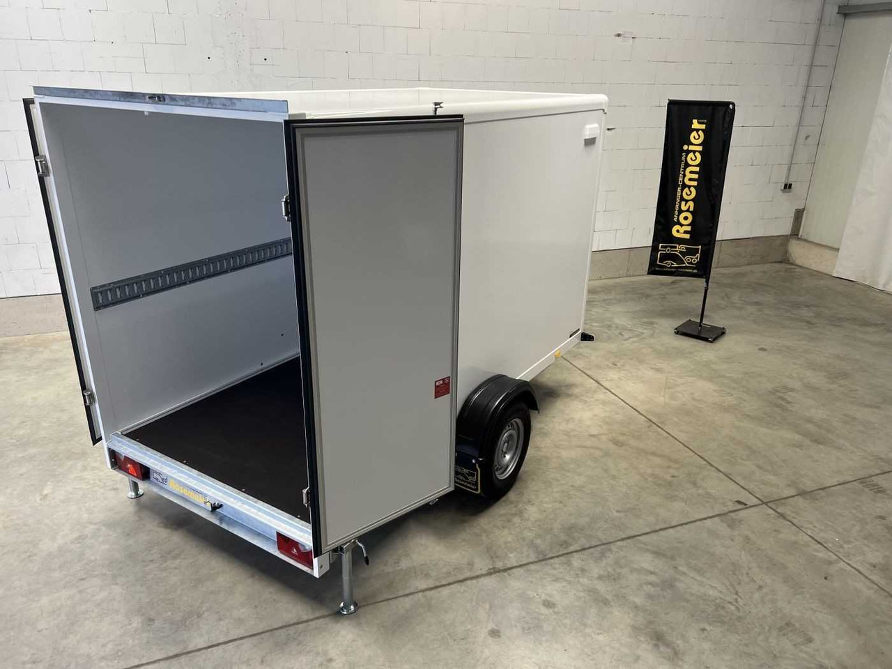 Новый Прицеп-фургон BLYSS FS1330/180HL Kofferanhänger: фото 6