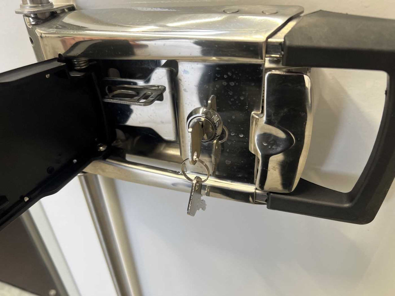 Новый Прицеп-фургон BLYSS FS1330/180HL Kofferanhänger: фото 10