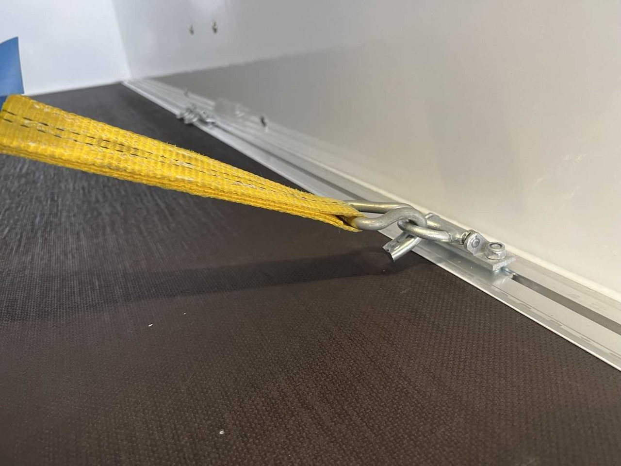 Новый Прицеп-фургон BLYSS FS1330/180HL Kofferanhänger: фото 12