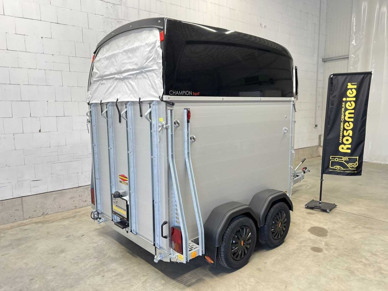BOECKMANN Champion Esprit TKL P MSS Pferdeanhänger - Прицеп-коневоз: фото 4 BOECKMANN Champion Esprit TKL P MSS Pferdeanhänger - Прицеп-коневоз: фото 4
