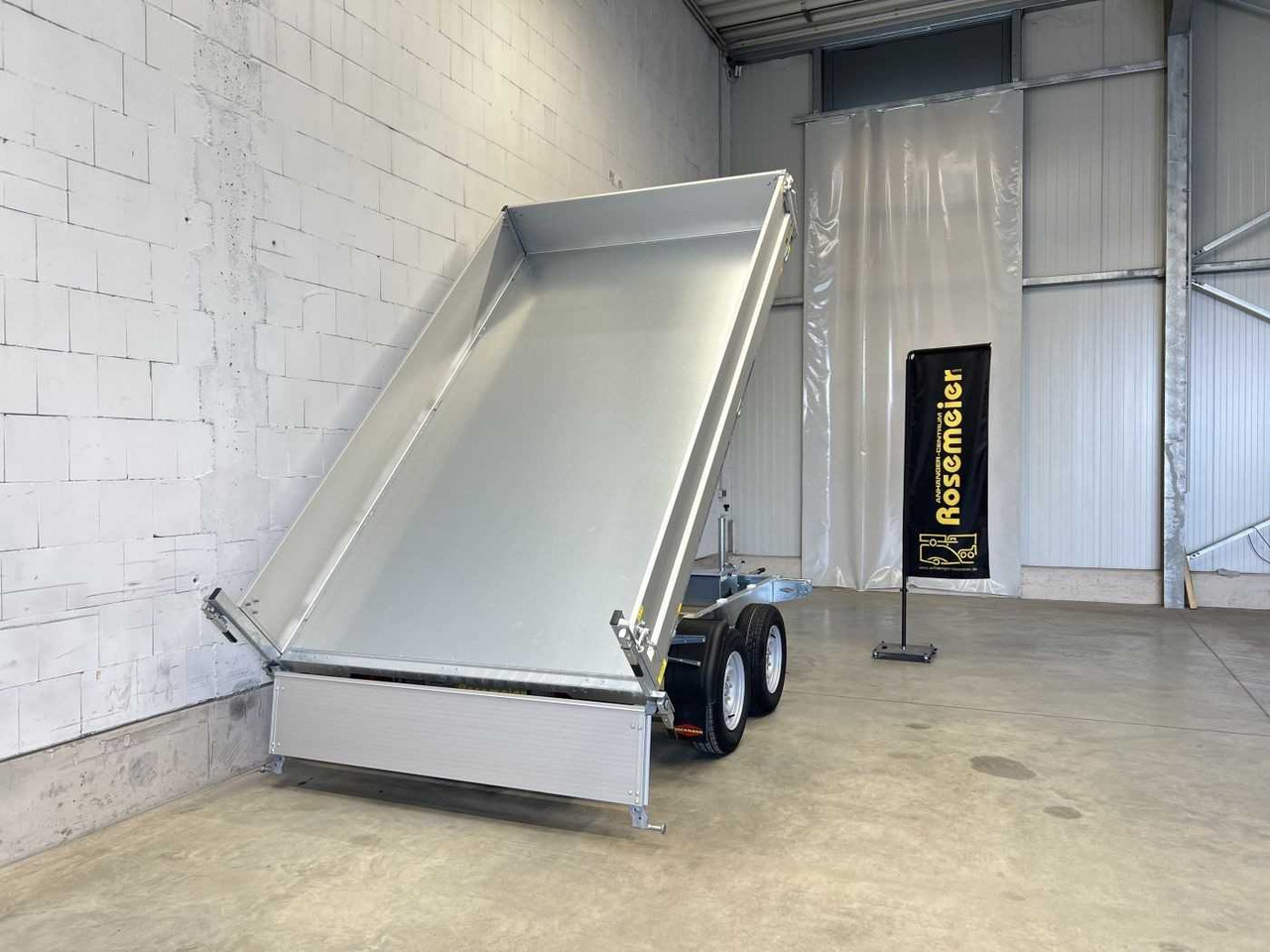 BOECKMANN DK-AL 3218/27 P Eco Dreiseitenkipper - Самосвальный прицеп: фото 2 BOECKMANN DK-AL 3218/27 P Eco Dreiseitenkipper - Самосвальный прицеп: фото 2