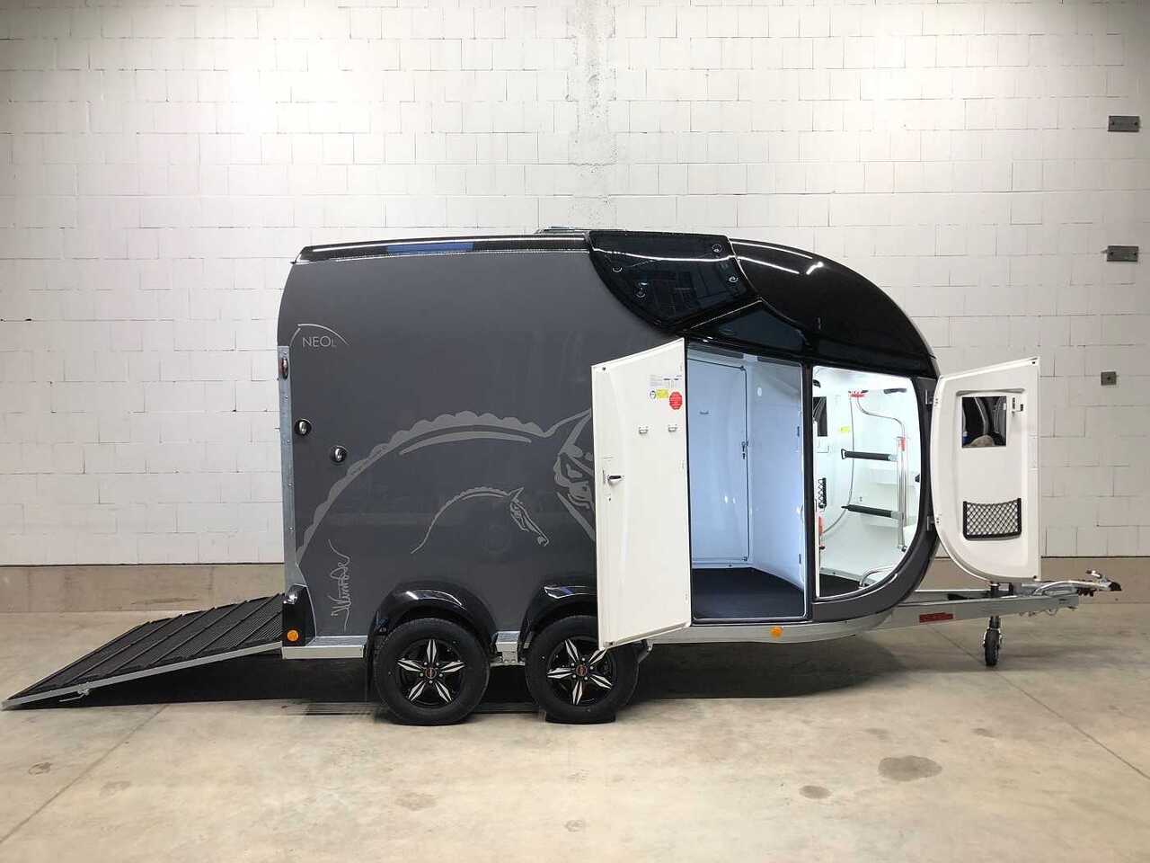 BOECKMANN Neo L SKA WCF Pferdeanhänger - Прицеп-коневоз: фото 2 BOECKMANN Neo L SKA WCF Pferdeanhänger - Прицеп-коневоз: фото 2