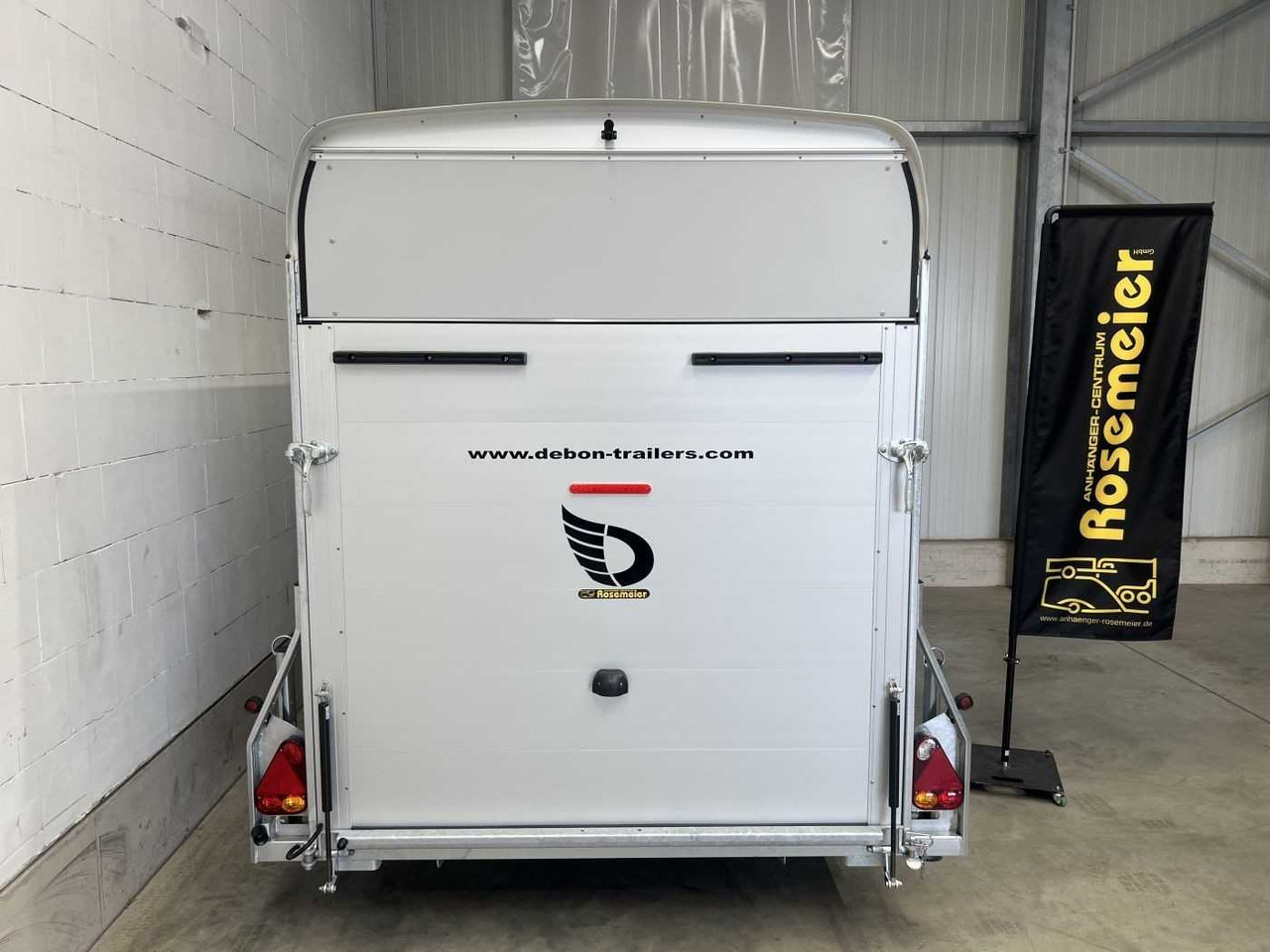 CHEVAL LIBERTE DEBON C400 Roadster Verkl ALF Tür Kofferanhänger - Прицеп для мотоцикла: фото 3 CHEVAL LIBERTE DEBON C400 Roadster Verkl ALF Tür Kofferanhänger - Прицеп для мотоцикла: фото 3