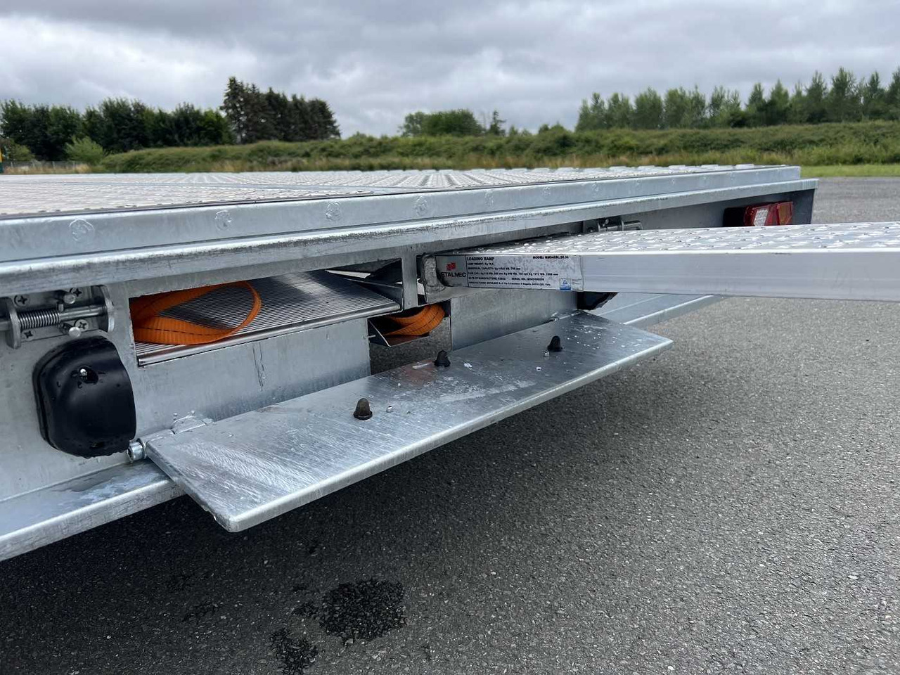 Cargo F 35.10 SP Tridem Autotransporter - Прицеп для легкового автомобиля: фото 5 Cargo F 35.10 SP Tridem Autotransporter - Прицеп для легкового автомобиля: фото 5
