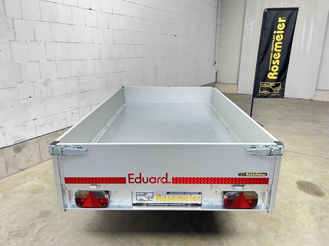 EDUARD 2615-3-13-1563-J Rückwärtskipper - Самосвальный прицеп: фото 3 EDUARD 2615-3-13-1563-J Rückwärtskipper - Самосвальный прицеп: фото 3