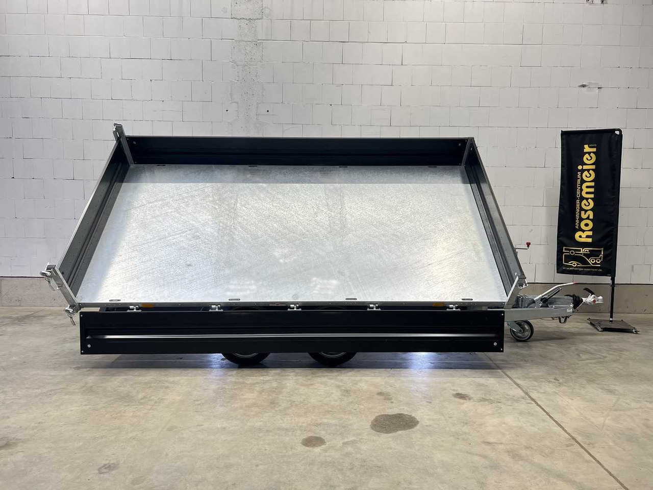 Новый Самосвальный прицеп HUMBAUR HTK 3500.37 Stahl Black Dreiseitenkipper: фото 15