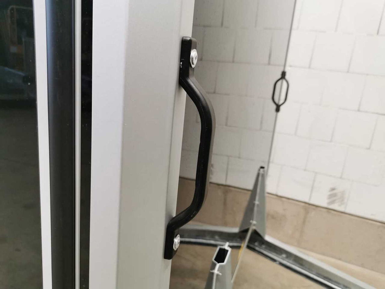 Новый Прицеп-фургон VARIANT Night Edition Tandem Tür Kofferanhänger: фото 24 Новый Прицеп-фургон VARIANT Night Edition Tandem Tür Kofferanhänger: фото 24