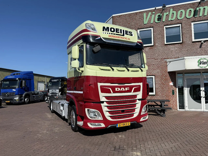 DAF XF 480 XF480 6X2 SSC CHASSIS EURO6 HOLLAND TRUCK TUV 4-2026 Smart Tacho - Грузовик-шасси: фото 1 DAF XF 480 XF480 6X2 SSC CHASSIS EURO6 HOLLAND TRUCK TUV 4-2026 Smart Tacho - Грузовик-шасси: фото 1