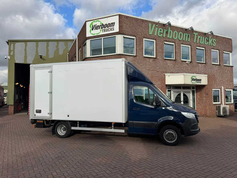 Mercedes-Benz Sprinter Sprinter 515CDI bakwagen met klep / automaat / MBUX /Navi / Airco / Camera / Top - Малотоннажный фургон: фото 3 Mercedes-Benz Sprinter Sprinter 515CDI bakwagen met klep / automaat / MBUX /Navi / Airco / Camera / Top - Малотоннажный фургон: фото 3