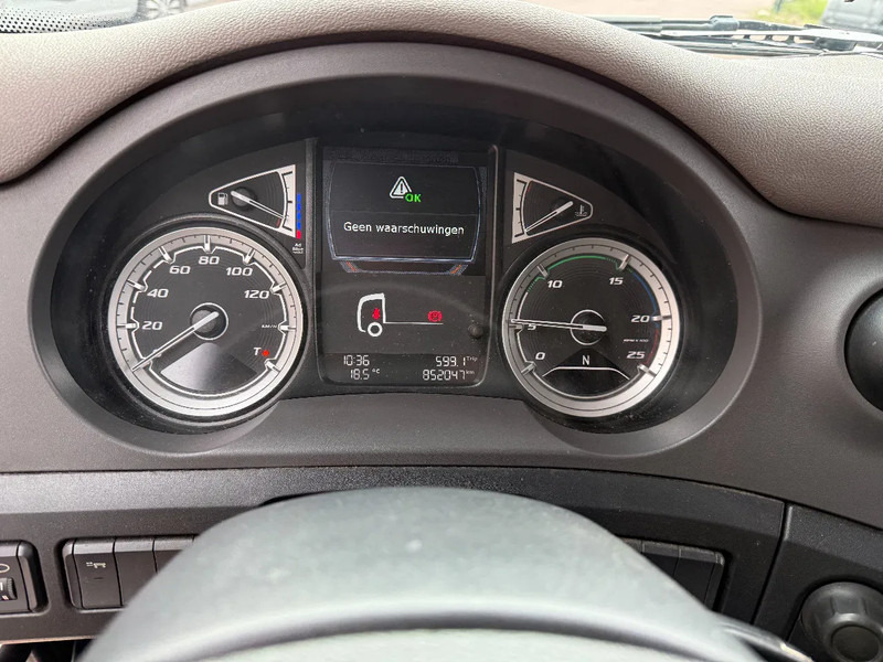 DAF CF 410 CF410 4X2 Spacecab - Distributie trekker - Mileuzone - Dealer onderhouden - apk 6-2026 - Тягач: фото 4 DAF CF 410 CF410 4X2 Spacecab - Distributie trekker - Mileuzone - Dealer onderhouden - apk 6-2026 - Тягач: фото 4