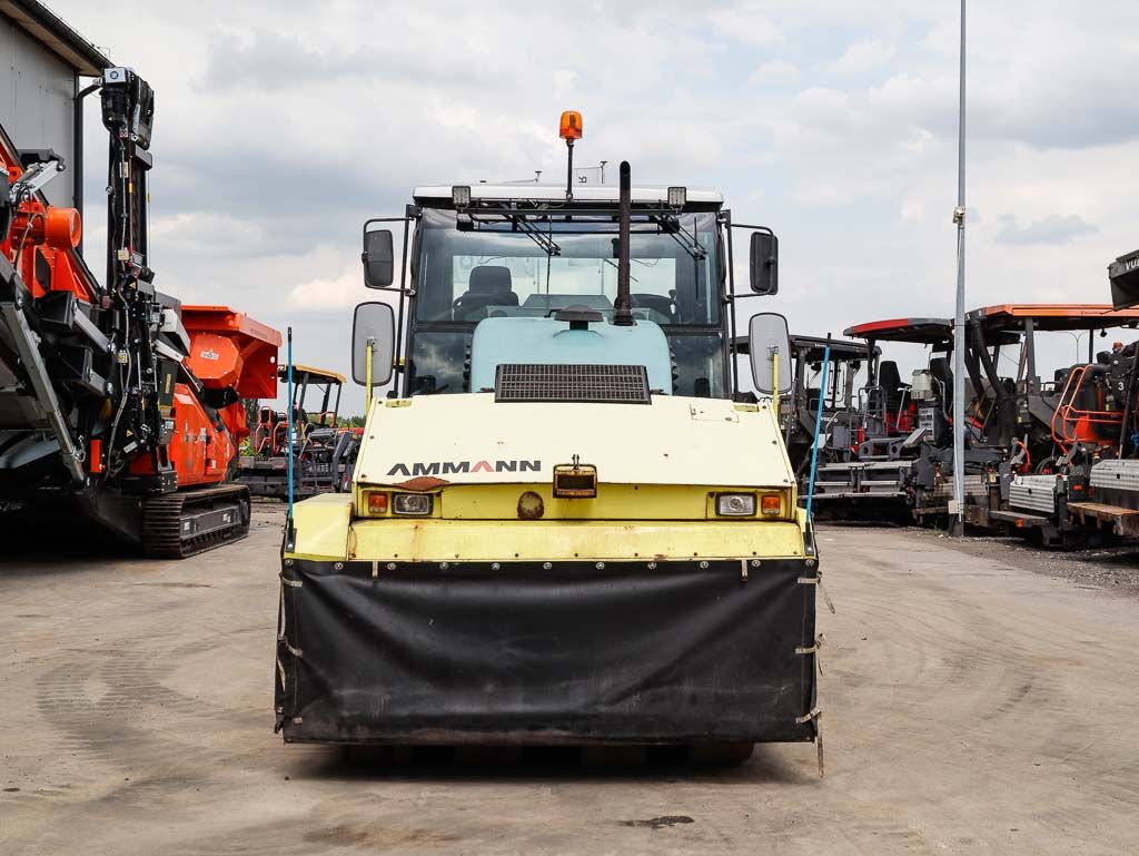 AMMANN AP 240 - Пневмоколесный каток: фото 3 AMMANN AP 240 - Пневмоколесный каток: фото 3