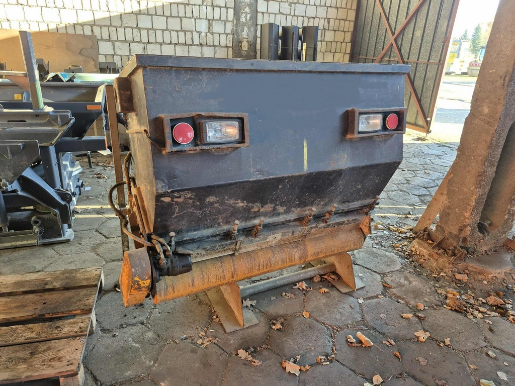 DYNAPAC CC 234HF - Дорожный каток: фото 4 DYNAPAC CC 234HF - Дорожный каток: фото 4