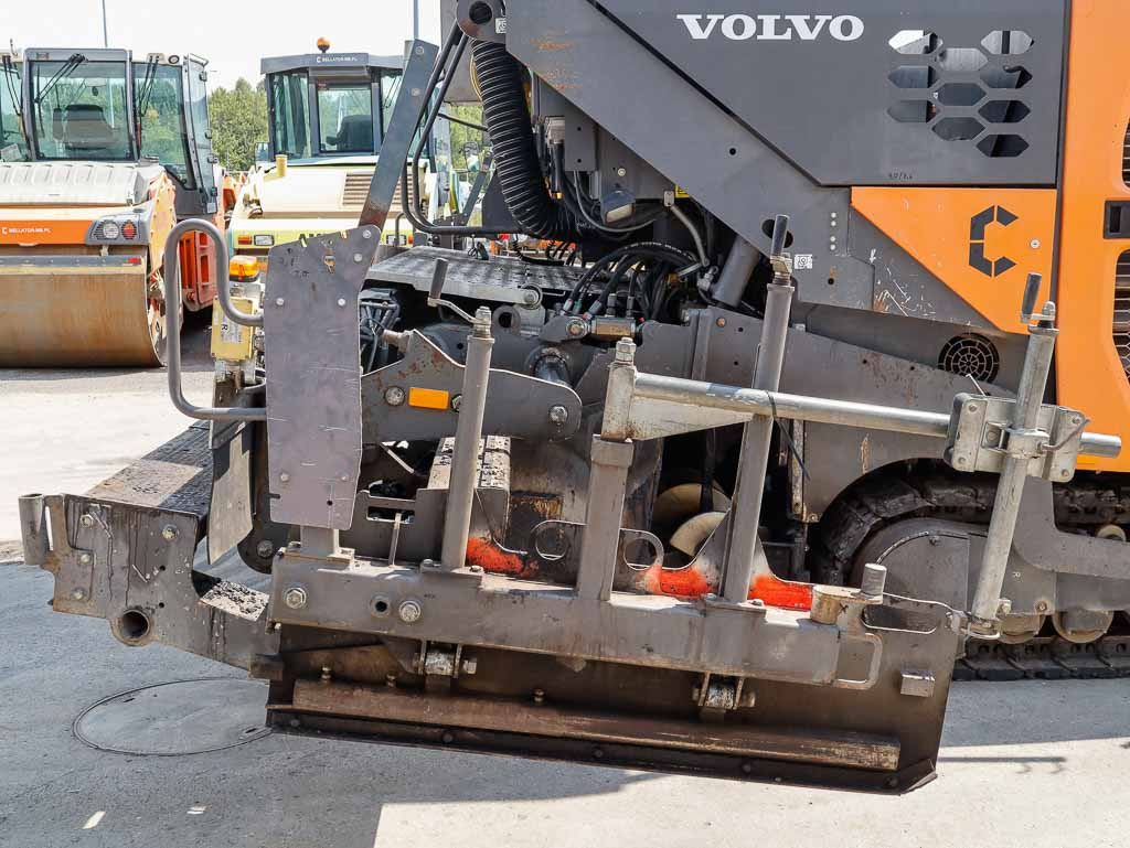 Асфальтоукладчик VOLVO ABG P6820C: фото 31