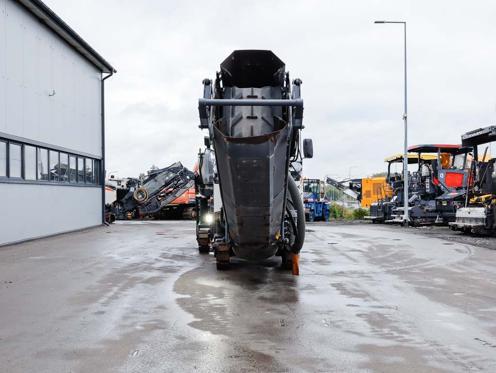 WIRTGEN W100CFi - Дорожная фреза: фото 3 WIRTGEN W100CFi - Дорожная фреза: фото 3