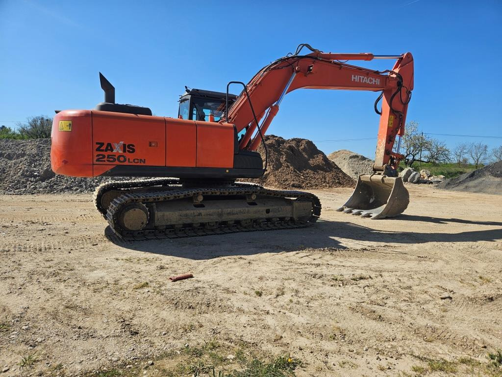 HITACHI ZX 250 LCN-5 - Гусеничный экскаватор: фото 5 HITACHI ZX 250 LCN-5 - Гусеничный экскаватор: фото 5