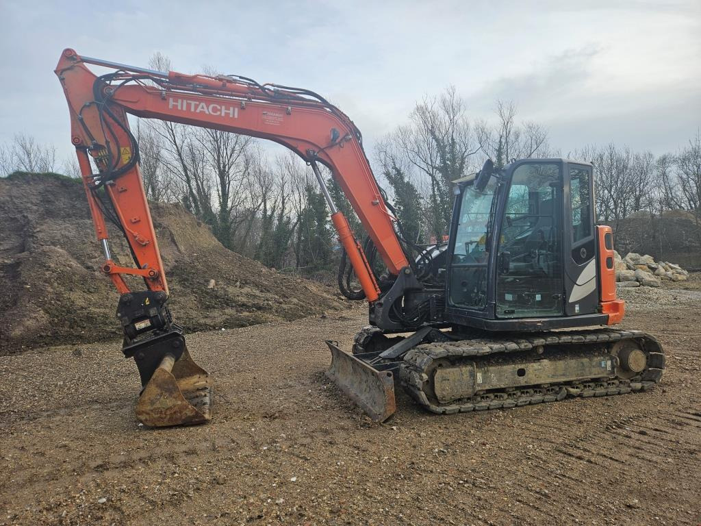 HITACHI ZX 85 - Мини-экскаватор: фото 1 HITACHI ZX 85 - Мини-экскаватор: фото 1