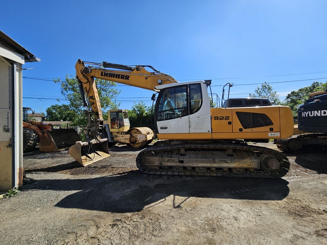 LIEBHERR R 922 LITRONIC - Гусеничный экскаватор: фото 1 LIEBHERR R 922 LITRONIC - Гусеничный экскаватор: фото 1