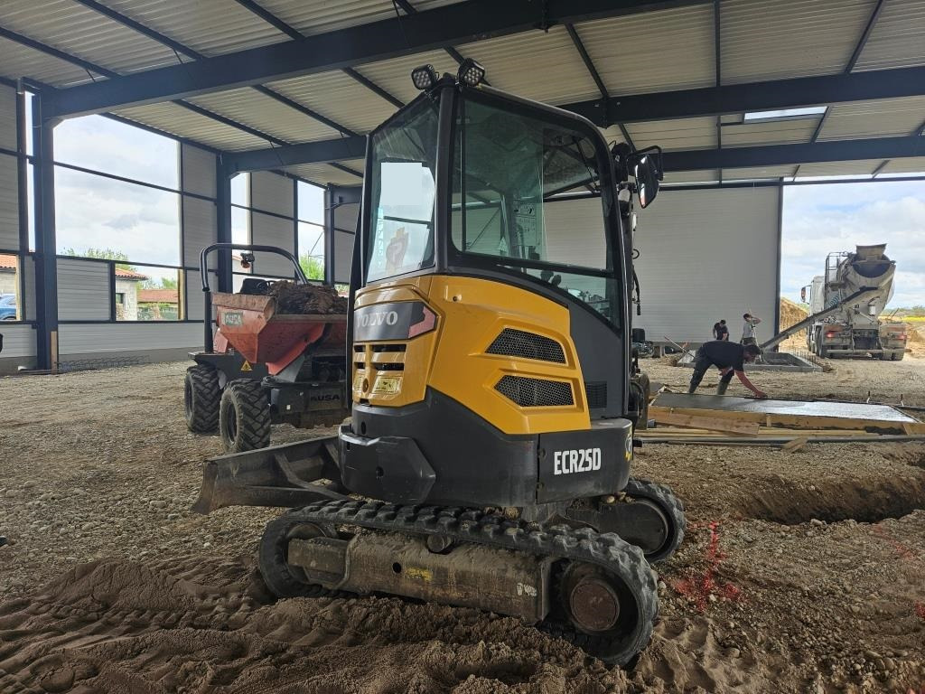 VOLVO ECR 25 D - Мини-экскаватор: фото 5 VOLVO ECR 25 D - Мини-экскаватор: фото 5