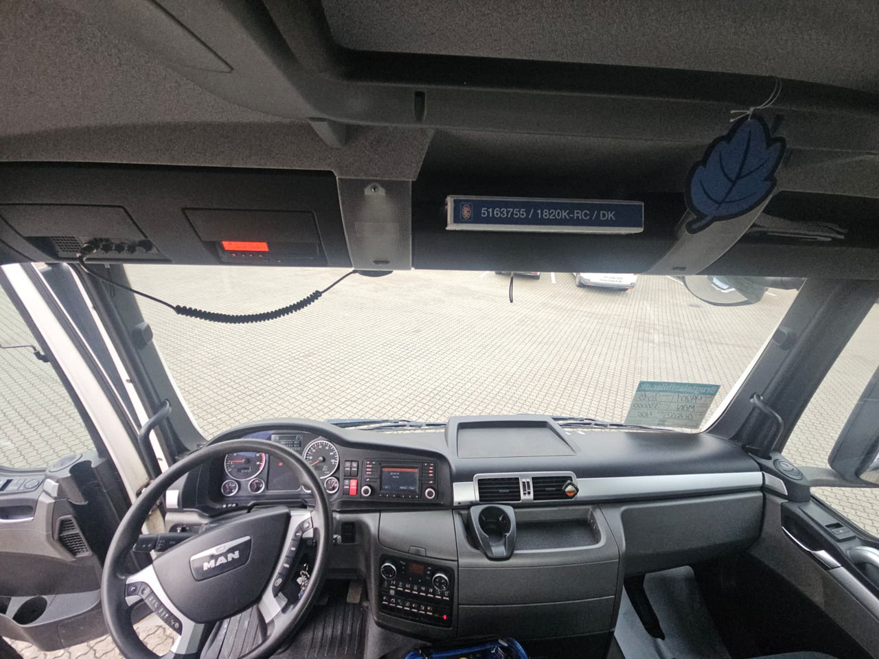 Грузовик-контейнеровоз/ Сменный кузов MAN TGS 26.400 6X2-4: фото 8