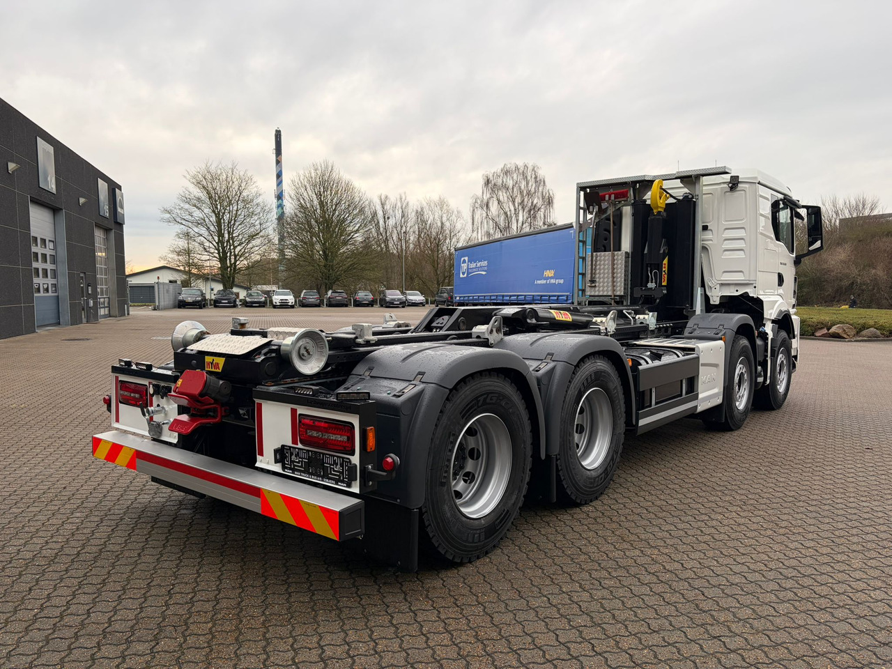 MAN TGS 35.520 8X4 BL CH - Крюковой мультилифт: фото 3 MAN TGS 35.520 8X4 BL CH - Крюковой мультилифт: фото 3