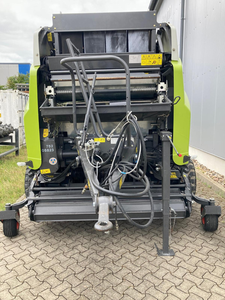 CLAAS Variant 485 RC PRO - Обмотчик рулонов: фото 2 CLAAS Variant 485 RC PRO - Обмотчик рулонов: фото 2