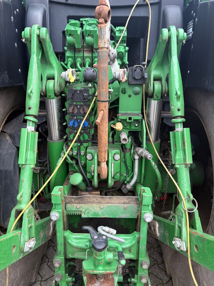 John Deere 6195R - Трактор: фото 2 John Deere 6195R - Трактор: фото 2