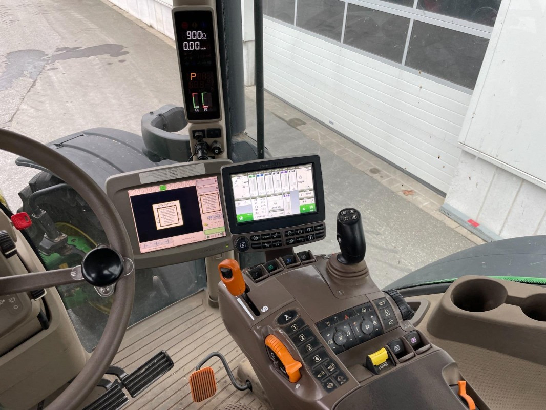 Трактор John Deere 8270R: фото 13